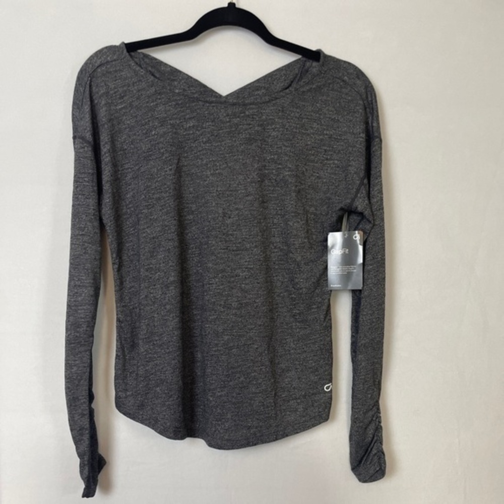 NEW Gap fit Women’s  Athletic Soft Open Back Too Size Small